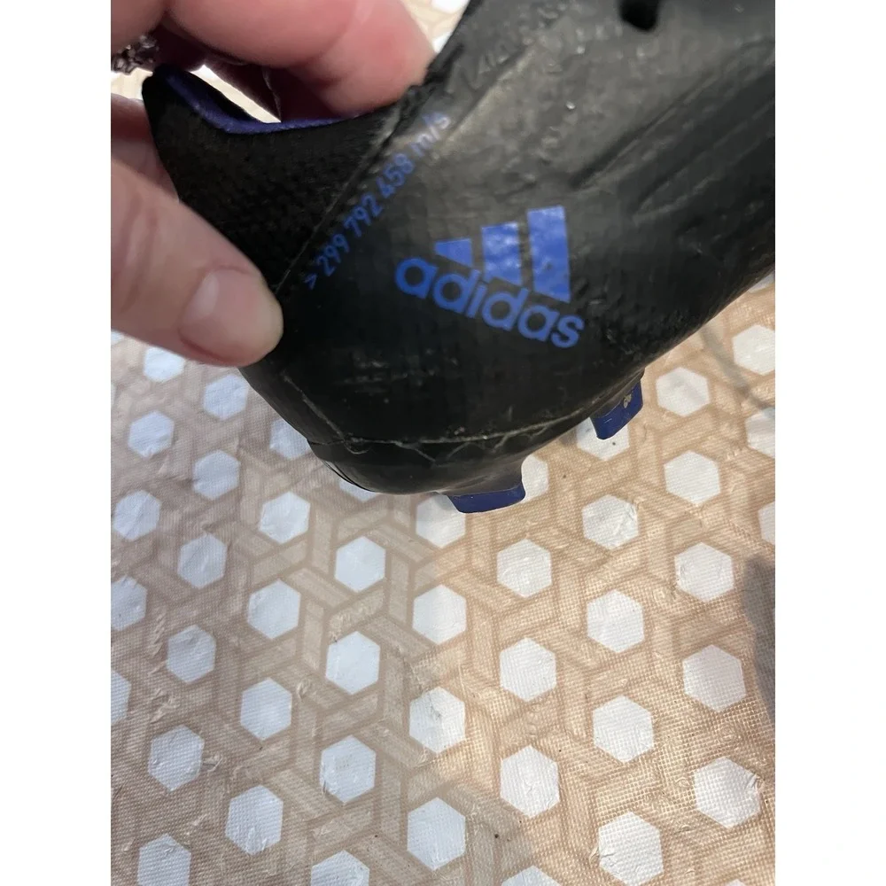 Adidas Soccer‎ Cleats Size 5 Black Blue
